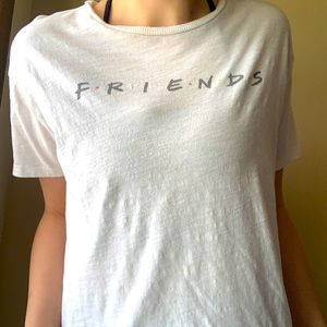 f•r•i•e•n•d•s graphic tee